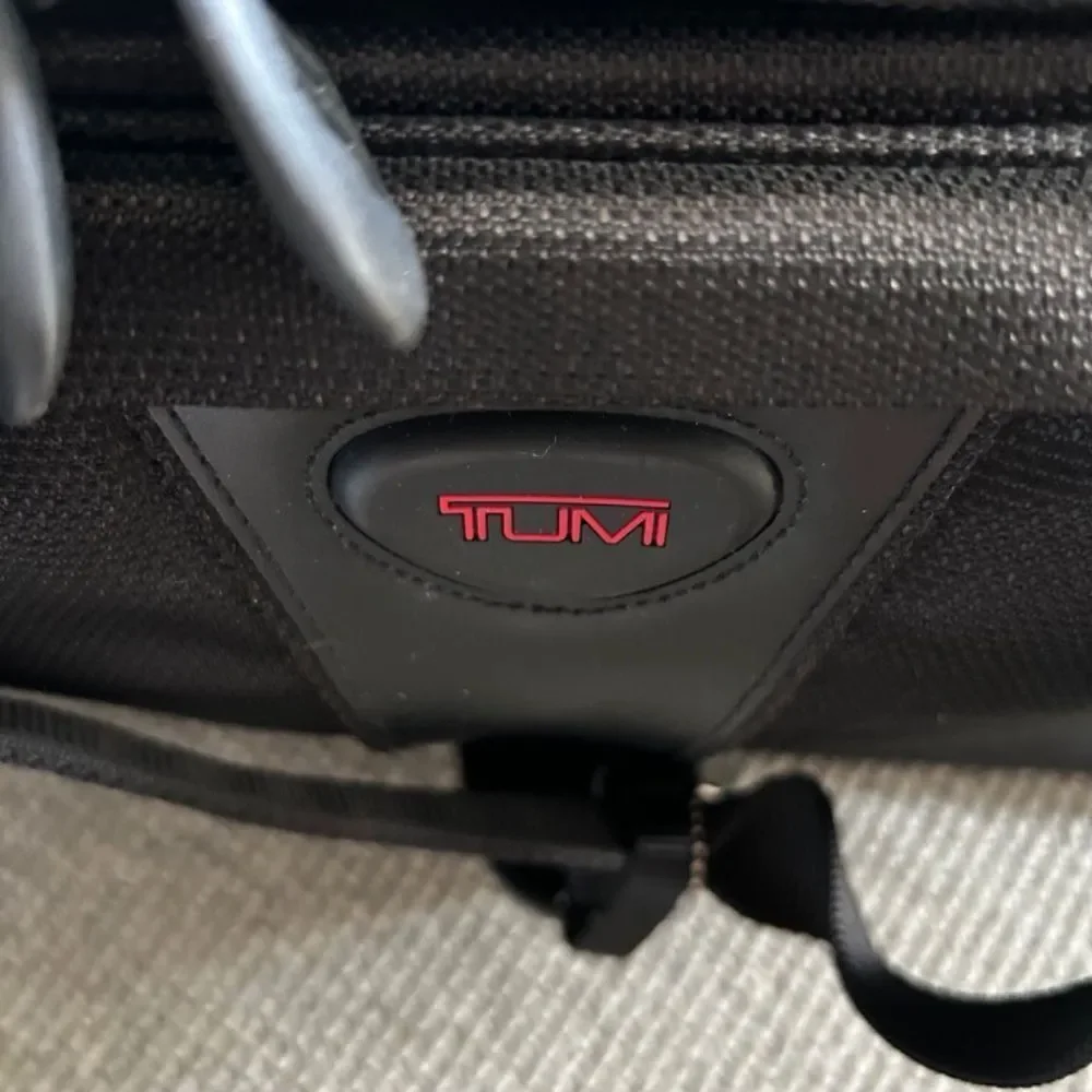 Tumi duffle bag